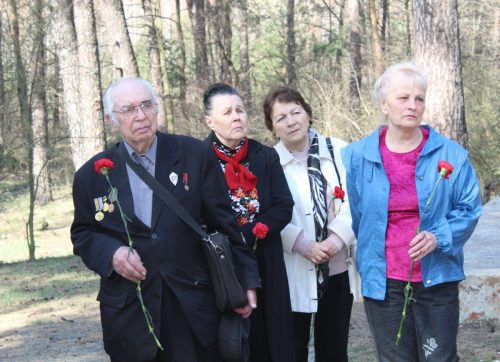 Дарниця відзначила Міжнародний день визволення в'язнів фашистських концтаборів